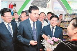 小白楊，累并快樂著——組織文化藝術(shù)交流活動的點(diǎn)滴感悟